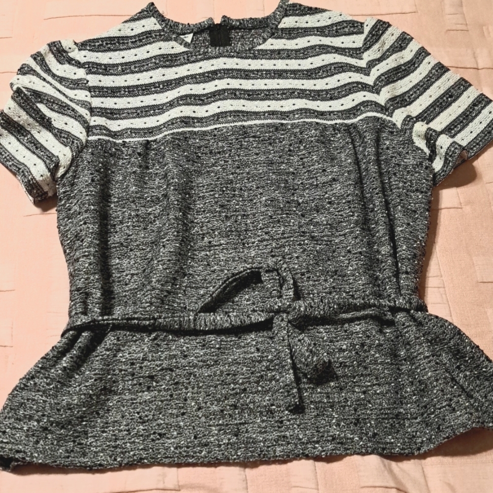 Vintage women's Marty Gutmacher top with belt 18 large excellent condition